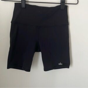 Alo bike shorts 7” black Small